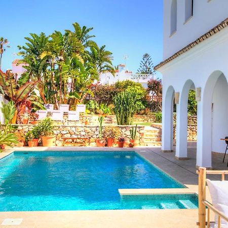 Villa Mas Tranquila - A Stylish Villa With Pool 150 M From The Beach Конил-де-ла-Фронтера Екстериор снимка