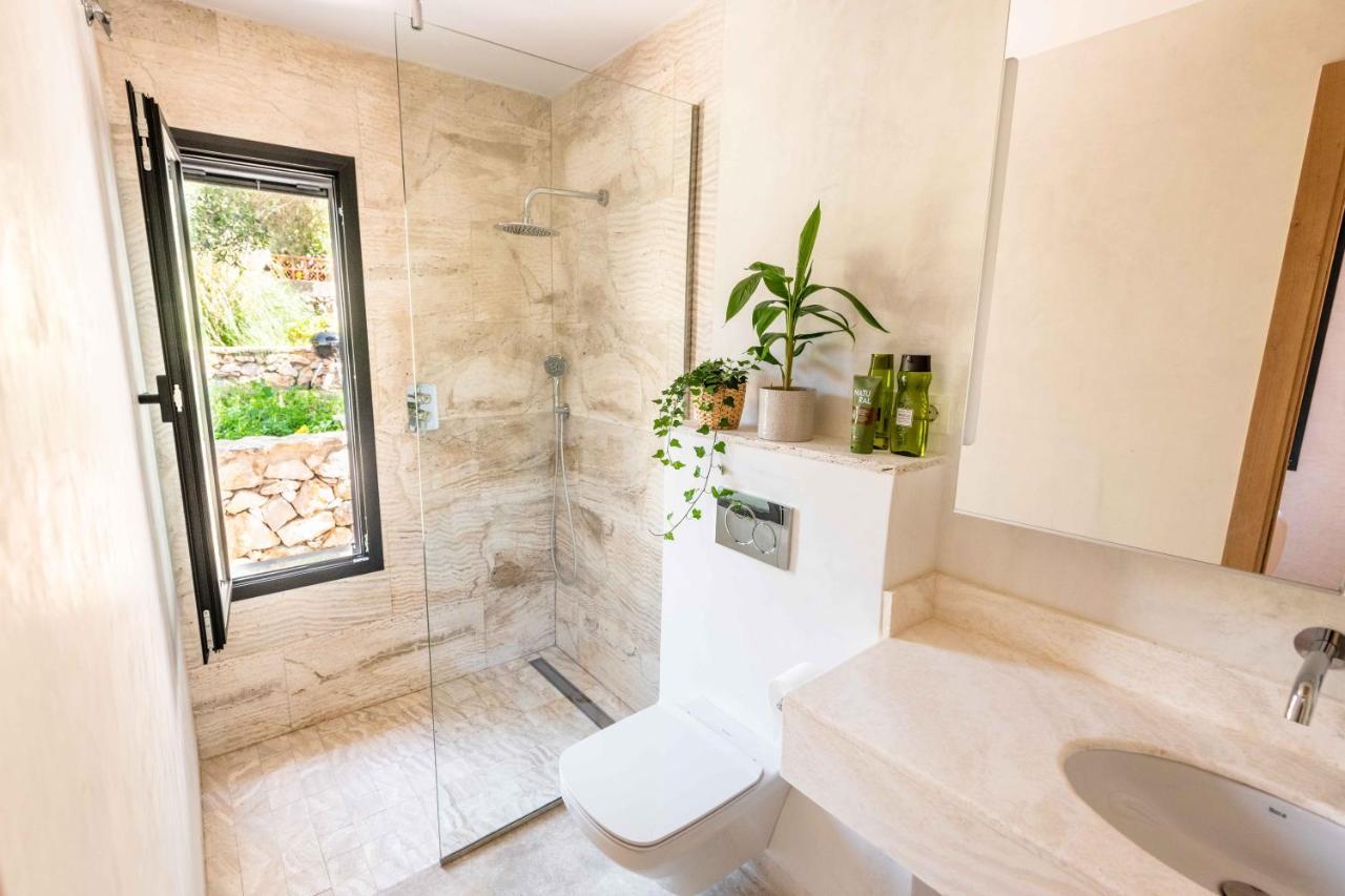 Villa Mas Tranquila - A Stylish Villa With Pool 150 M From The Beach Конил-де-ла-Фронтера Екстериор снимка