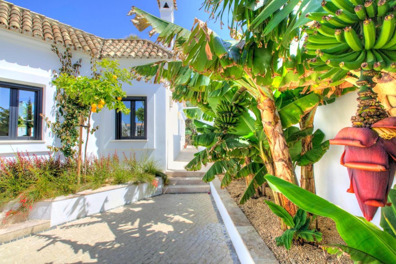 Villa Mas Tranquila - A Stylish Villa With Pool 150 M From The Beach Конил-де-ла-Фронтера Екстериор снимка